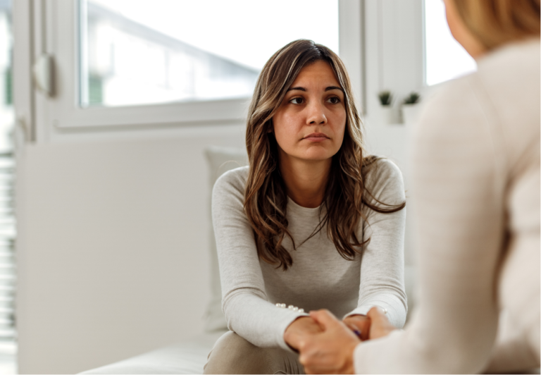 Zdrowie psychiczne Polaków – dlaczego tak trudno poprosić o pomoc, choć tak wielu z nas jej potrzebuje? 